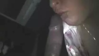Početkom 18-godišnjeg seksi modela čini se top 10 erotskih filmova nezaboravan blowjob