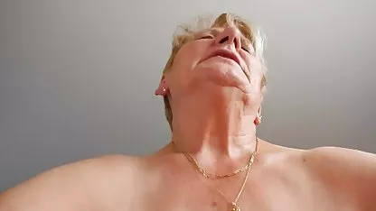 MILF je uzeo erotski filmovi sa prevodom dva člana na analni odjednom