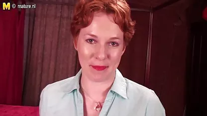 Ćelavi momak raznio je punu zgodnu erotski filmovi online brinetu