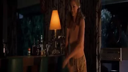 Kučka tankih ruku čini vaginalnu eritski filmovi šaku djevojke