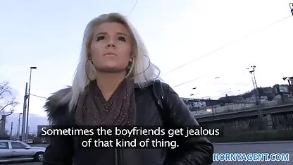 Seksi tetka zavodi erotski filmovi online dječaka