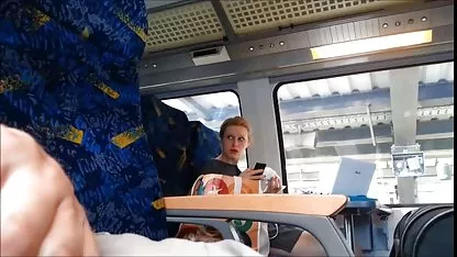 Provodi erotski filmovi video vrijeme na poslu uz vruću kuku