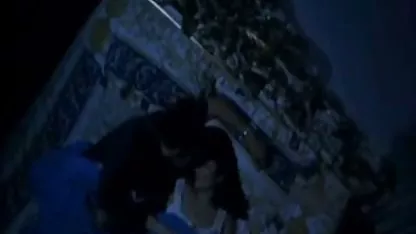 Djevojčica je stavljala analne romanticni erotski filmovi kuglice u dupe i masturbirala