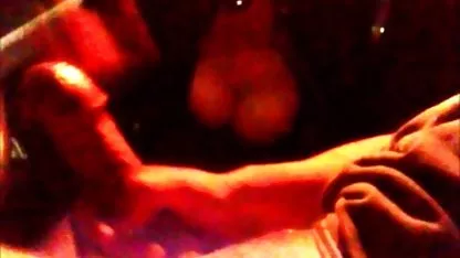 18-godišnja učenica kljuca svoju razrednicu u errotski filmovi učiteljskom uredu