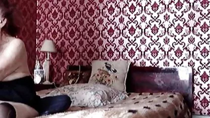 Svingeri koji razmjenjuju supruge dogovarali su grupni erotcki filmovi jebač
