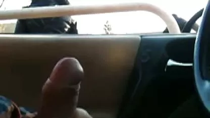 Mršav tip ugodi pičkici ruske kuje erotski video filmovi na stolu