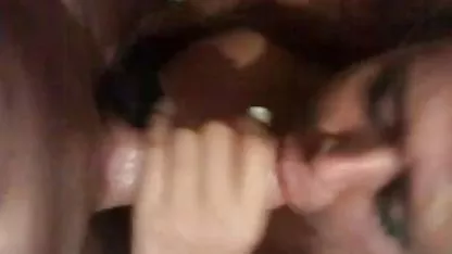 Kavkaškanac je gurnuo eroticki filmovi rusku pilić u anal i pokazao veliku rupu u guzici